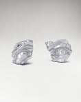 Bild in Galerie-Betrachter laden, David Eyes Ear Stud Earrings in Sterling Silver
