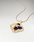 Carica l'immagine nel visualizzatore della galleria, Wild Encounter Pendant Necklace In Gold With Lapis Lazuli
