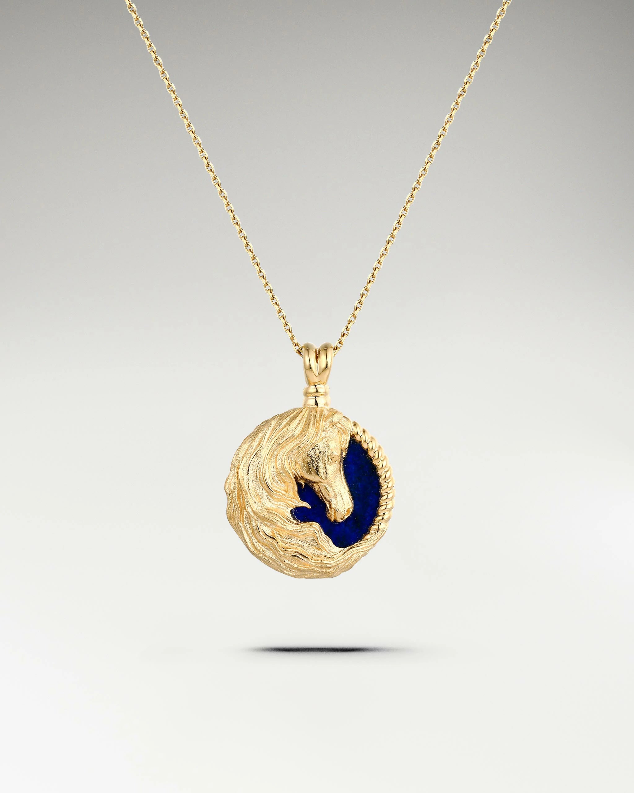 Horse Sculpture Pendant In Sterling Silver With Lapis Lazuli